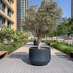 Frank Porter - Burj Royale