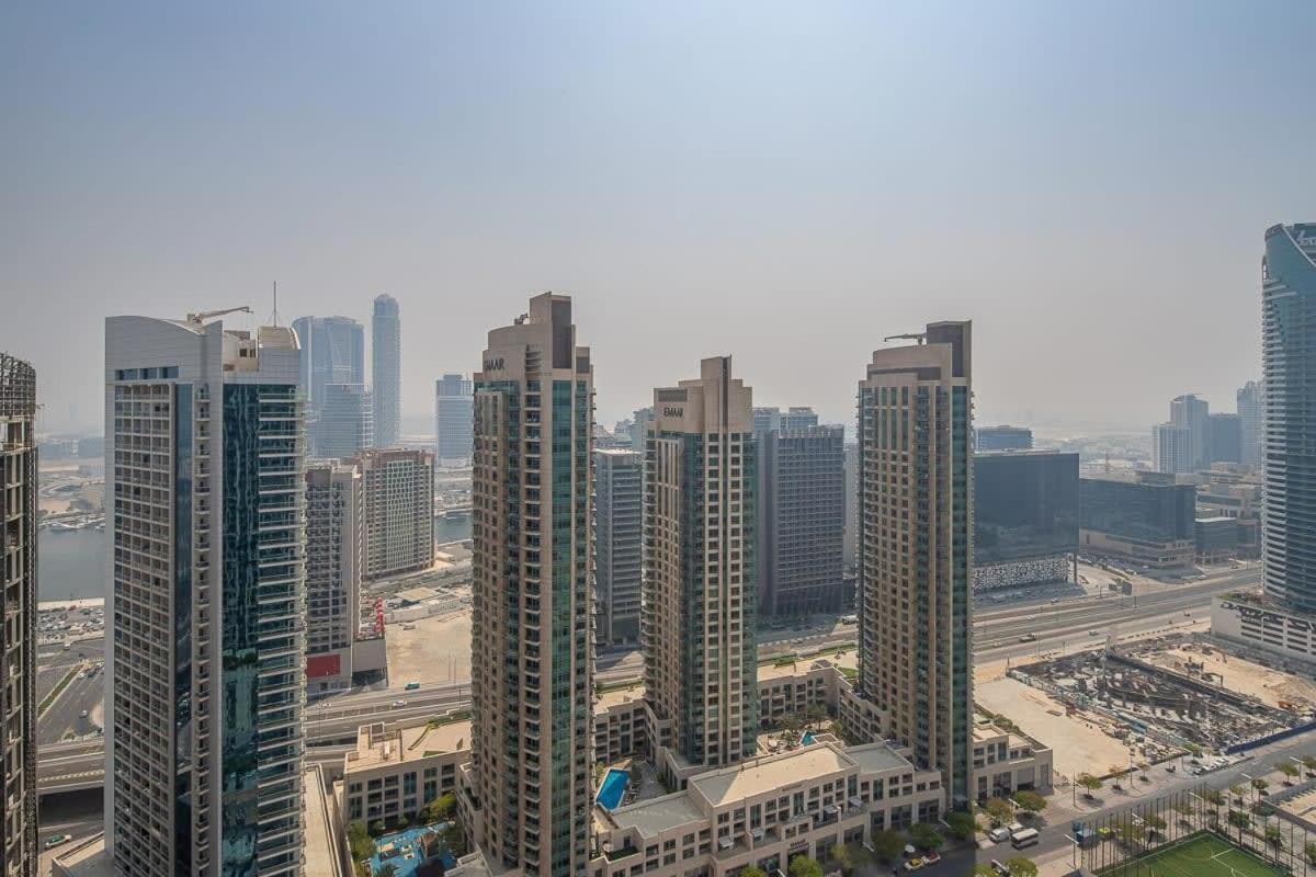 Apartment Frank Porter - Burj Royale Dubai